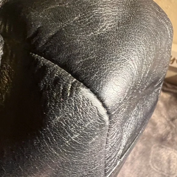 Coach Chelsea Ashlyn Hobo Bag - Black Leather - Picture 7 of 16